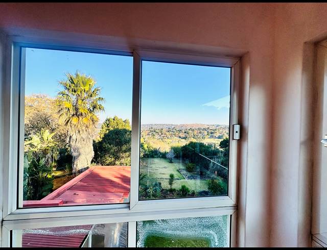 1 BEDROOM STUDIO APARTMENT TO LET IN OBSERVATORY